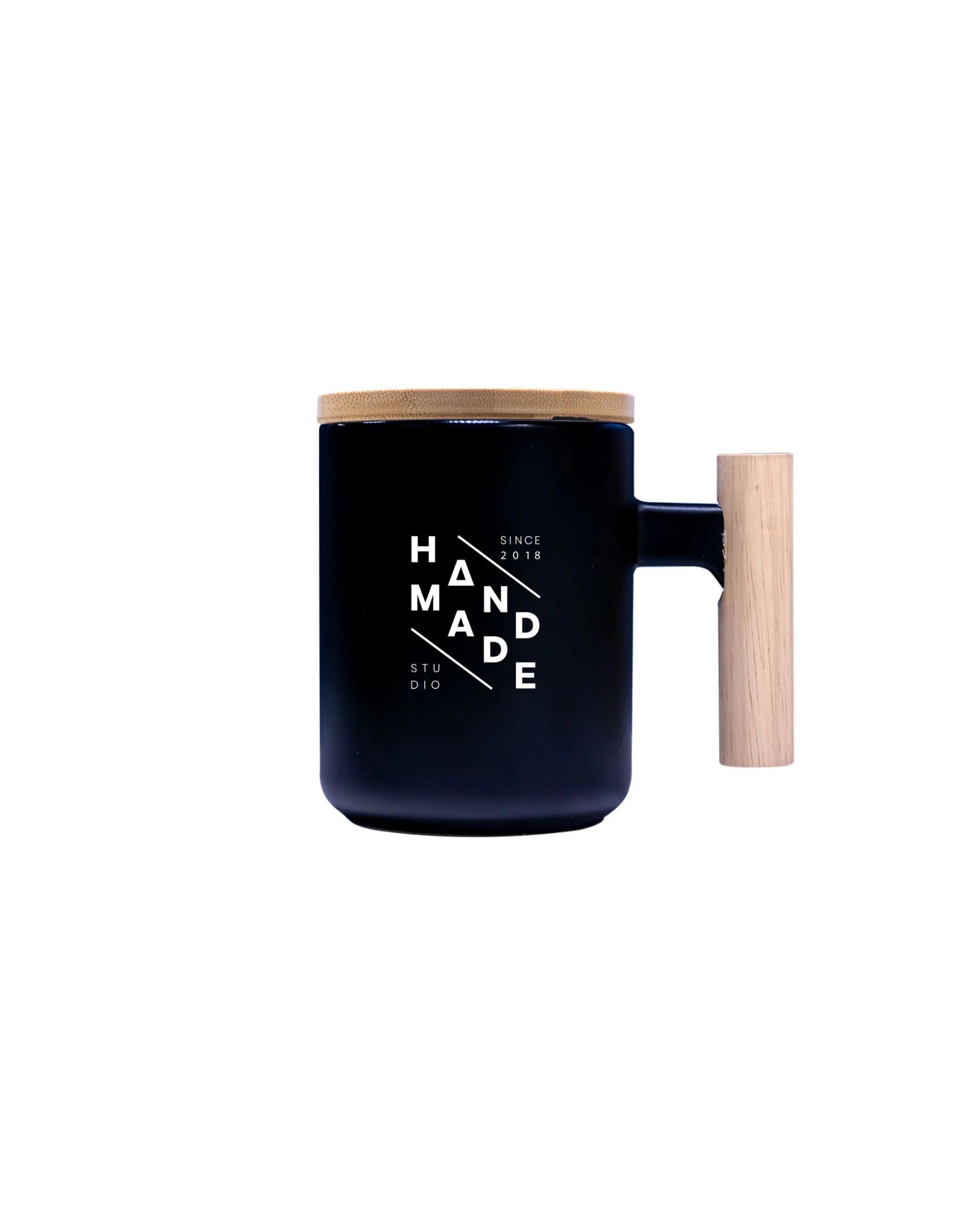 Dahega - Eco-friendly ceramic mug with a stylish bamboo handle and lid Black