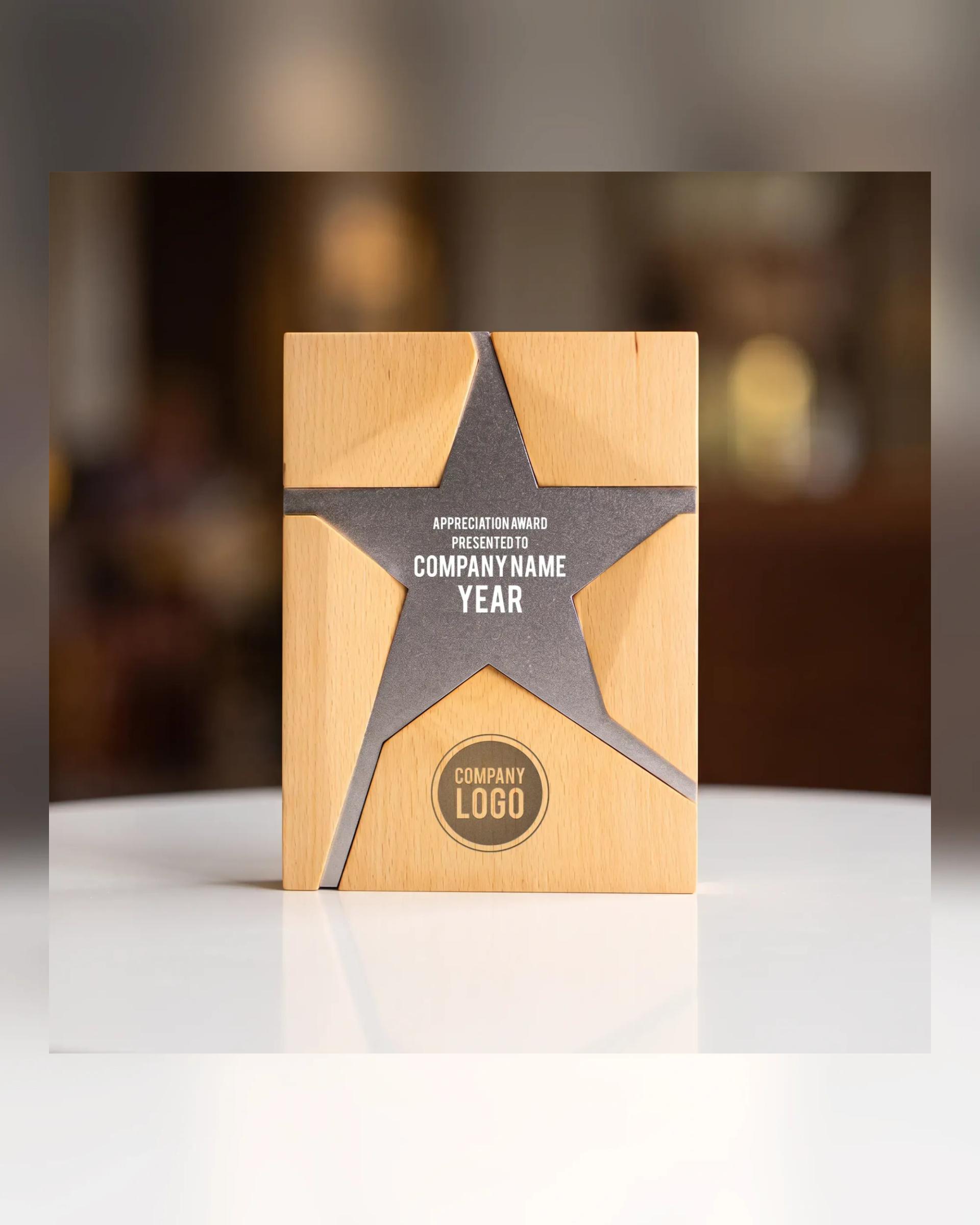 Goloca - Wooden Trophy With Metal Star Silver