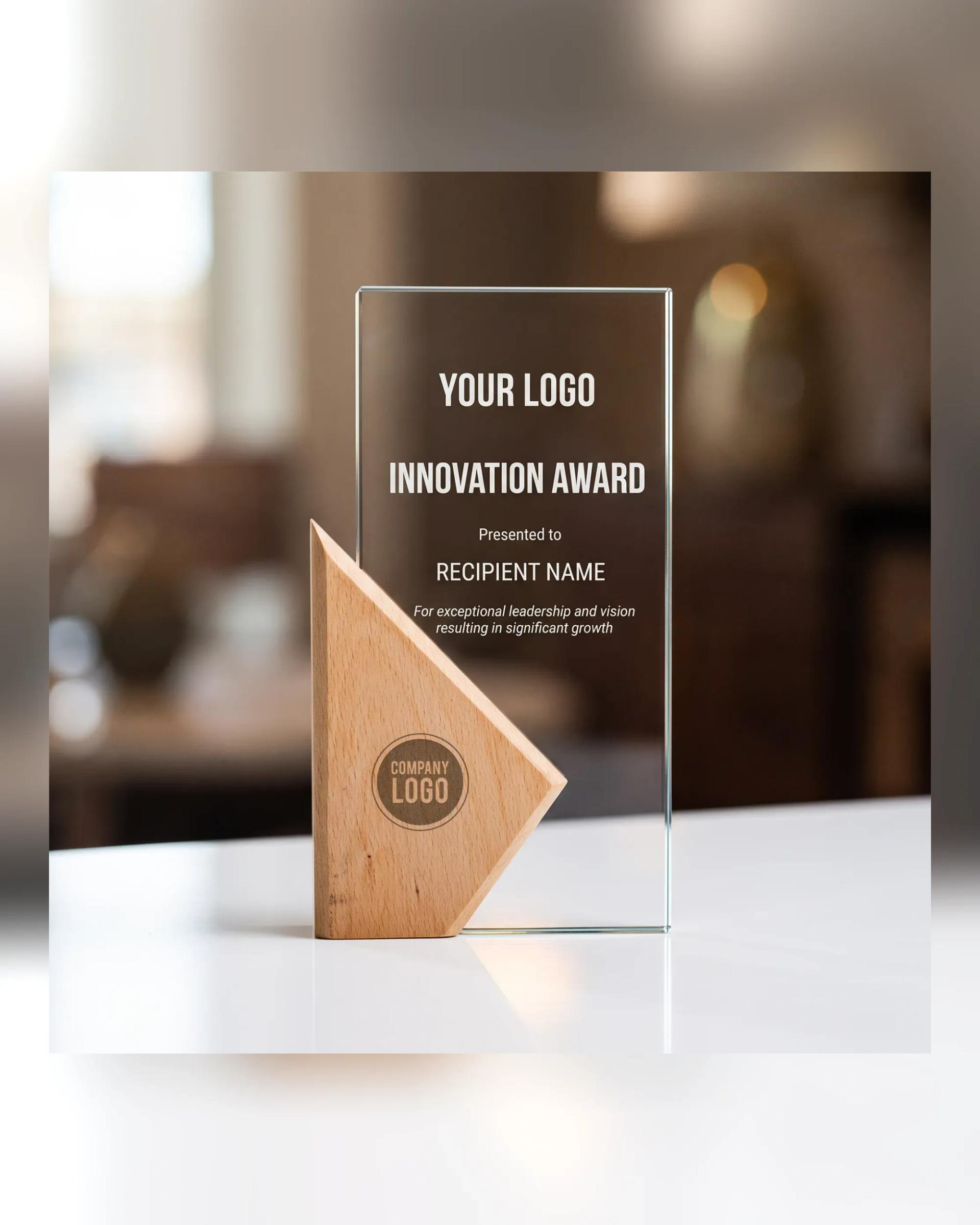 Lobaci - Rectangle Wooden Crystal Trophy