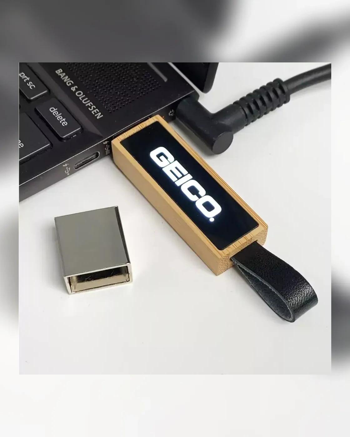 Debofa - Bamboo LED Logo USB with Strap 64GB V. 3.0