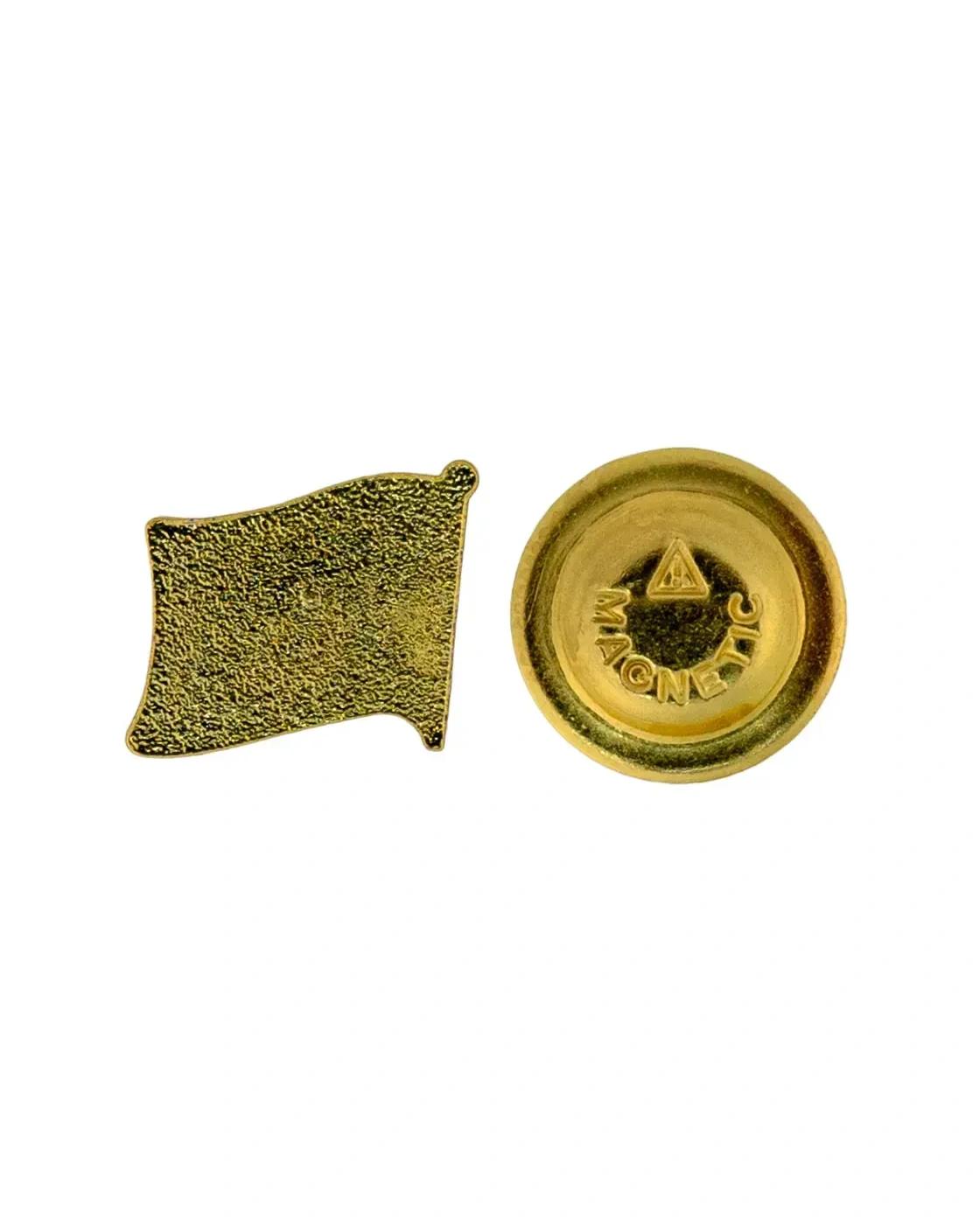 Begado - Qatar Flag Design Badges with Magnet Attachment