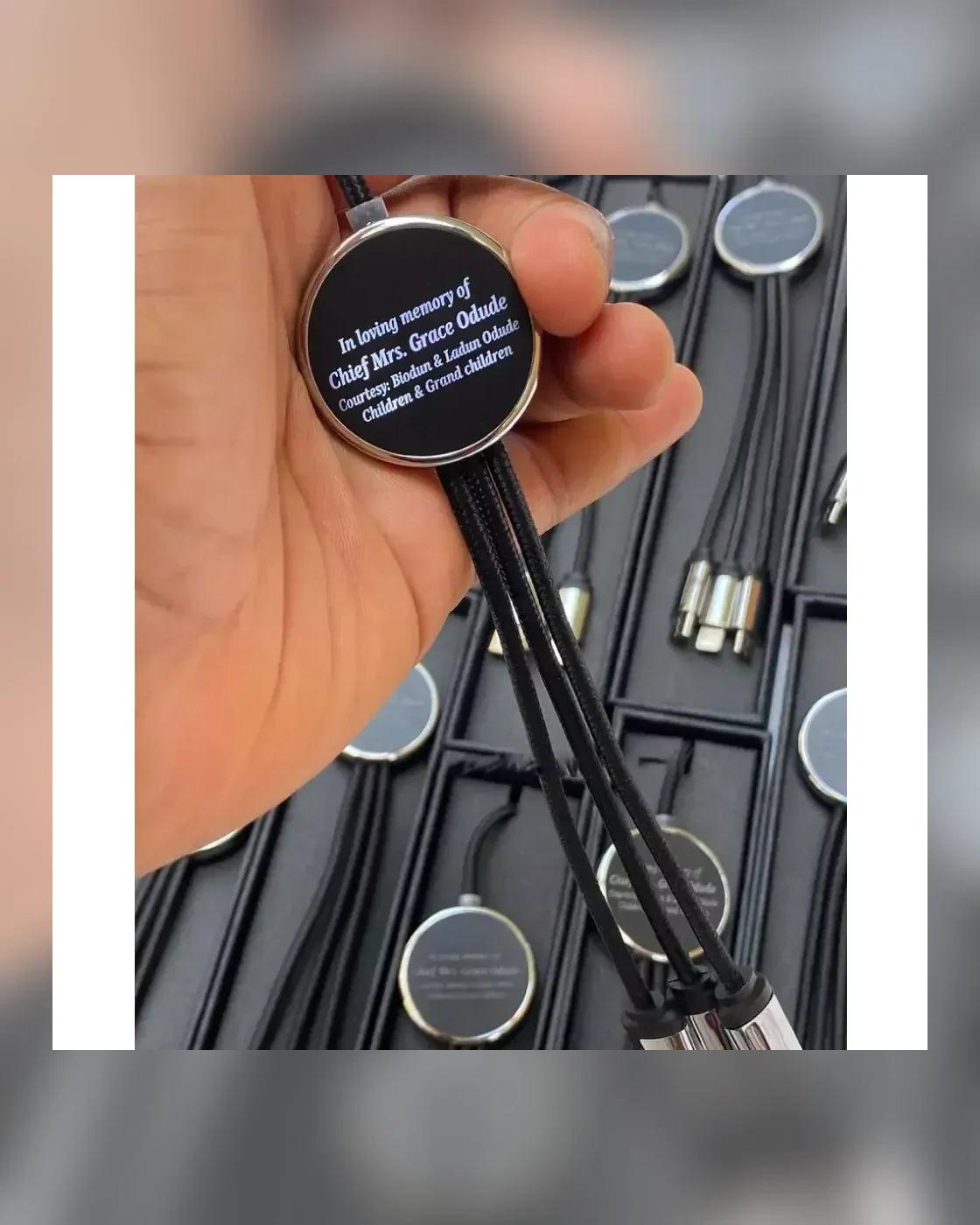 Laheka - 3-in-1 Multi-Charging long cable 105cm with Light Up Logo