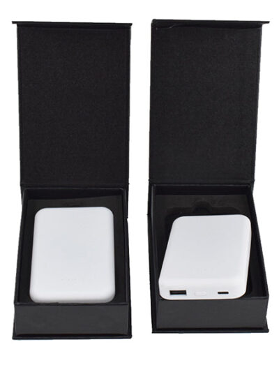 Magnetic Wireless Power Bank – 8000mAh - Image 1